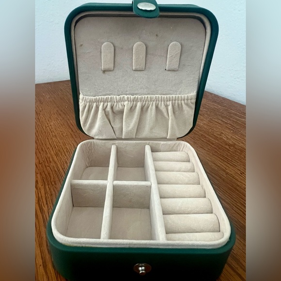 Green Jewelry Box - Picture 3 of 5